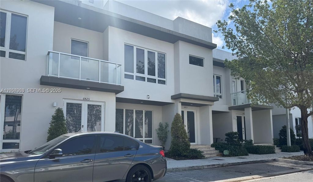 6423 NW 105th Ct 0, Doral, FL 33178