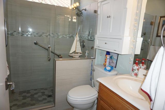 78137 Vinewood Drive, Palm Desert, CA 92211