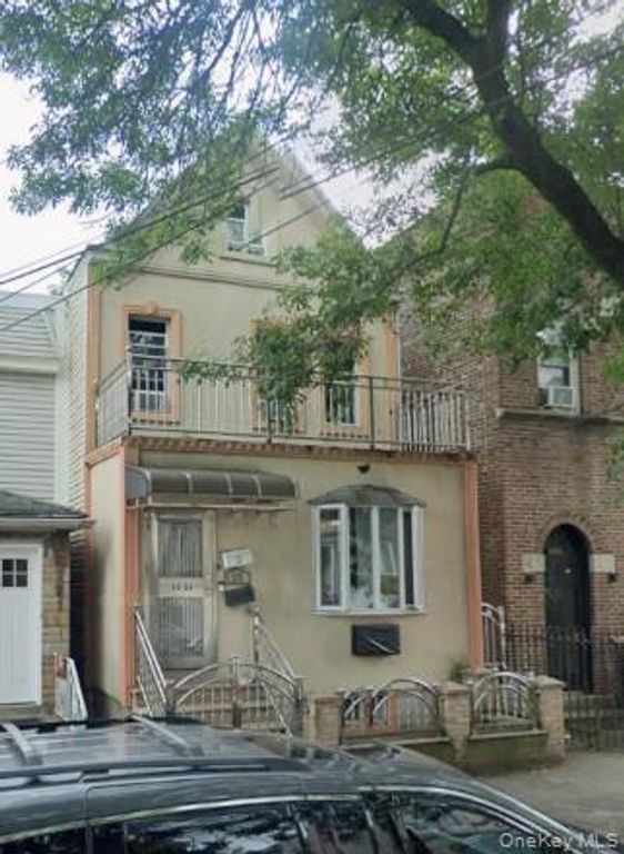 3223 96th Street 2F, East Elmhurst, NY 11369