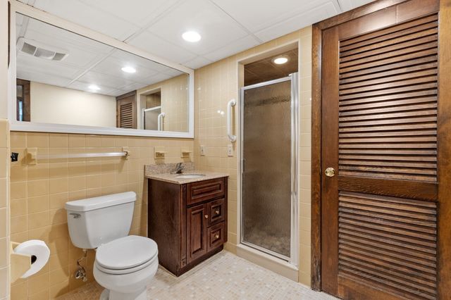 40 Wilder Ln, Leominster, MA 01453