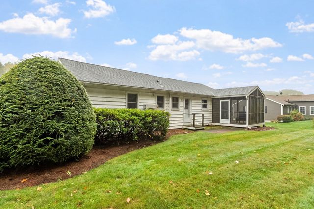 40 Wilder Ln, Leominster, MA 01453