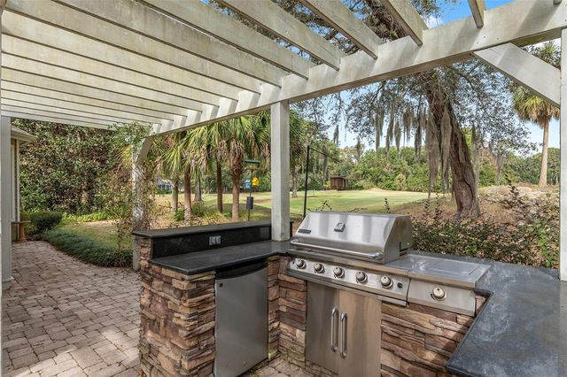 10160 SW 48TH PLACE, Gainesville, FL 32608