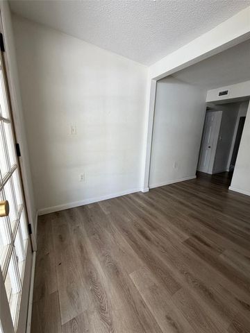 209 W EMILY STREET, Tampa, FL 33603