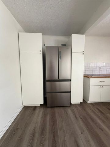209 W EMILY STREET, Tampa, FL 33603