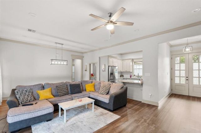 7702 Nine Oaks Drive, Lake Charles, LA 70607