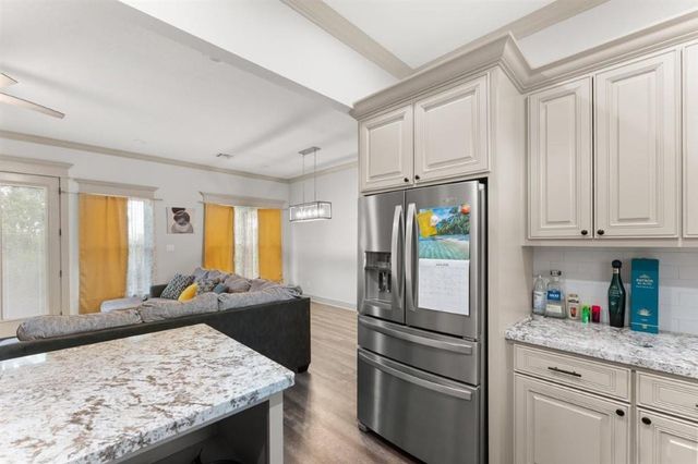 7702 Nine Oaks Drive, Lake Charles, LA 70607