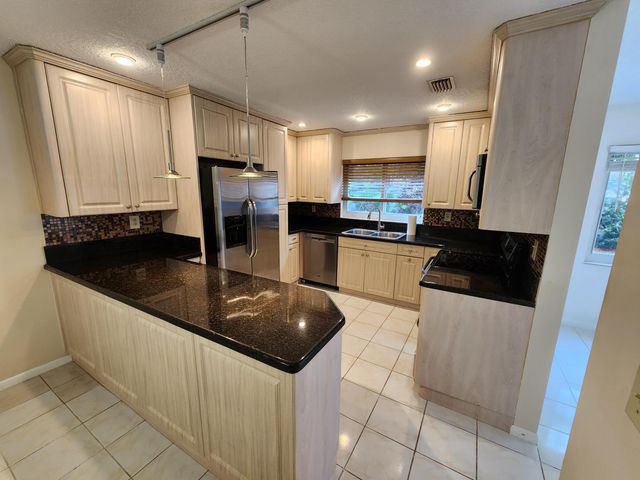 9812 NW 2nd Court, Plantation, FL 33324