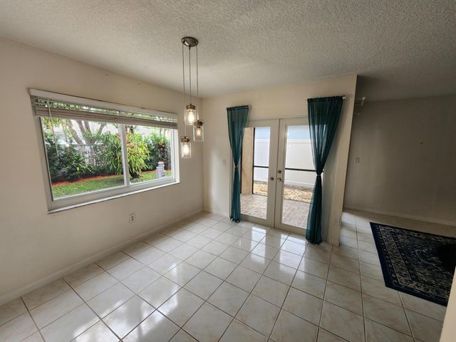 9812 NW 2nd Court, Plantation, FL 33324