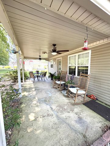 104 Rickman Dr, Springville, TN 38256