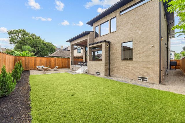 4531 Elm Street, Bellaire, TX 77401