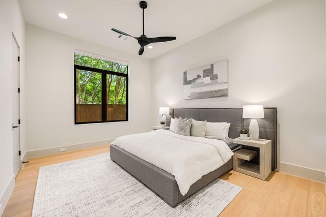 4531 Elm Street, Bellaire, TX 77401