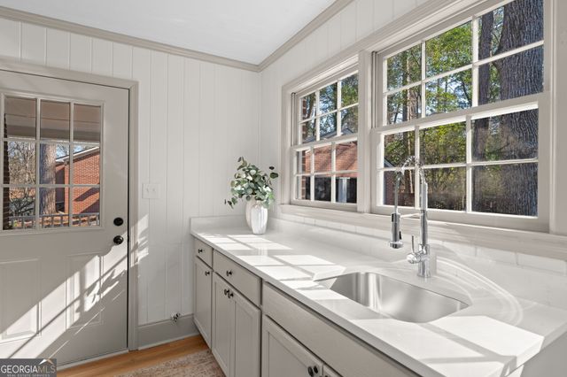 1297 Wesleyan Drive, Macon, GA 31210