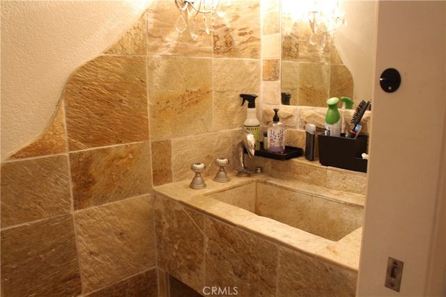 11 Starshine 6, Irvine, CA 92603