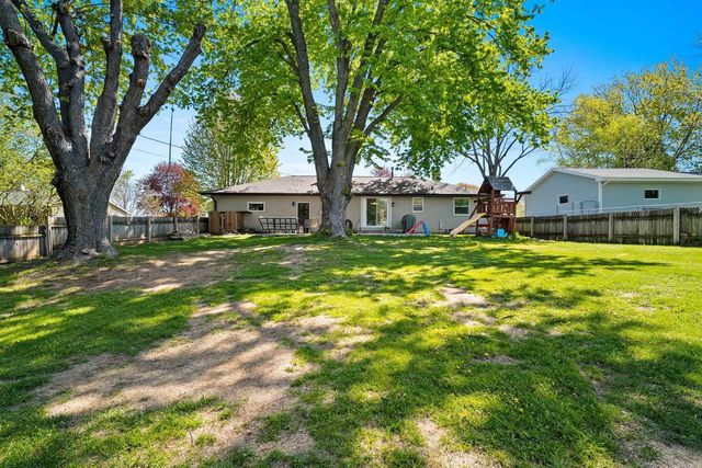 N1579 RIDGEWAY DRIVE, Greenville, WI 54942