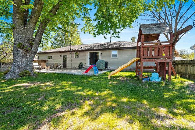 N1579 RIDGEWAY DRIVE, Greenville, WI 54942
