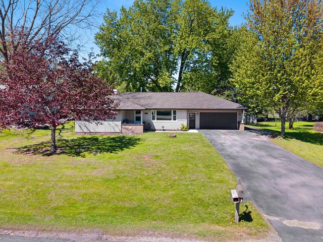 N1579 RIDGEWAY DRIVE, Greenville, WI 54942