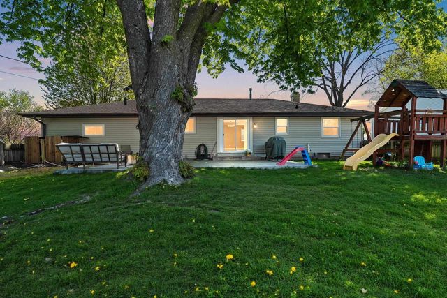 N1579 RIDGEWAY DRIVE, Greenville, WI 54942