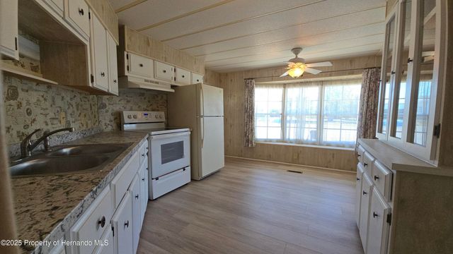 8229 Green Court, Brooksville, FL 34613