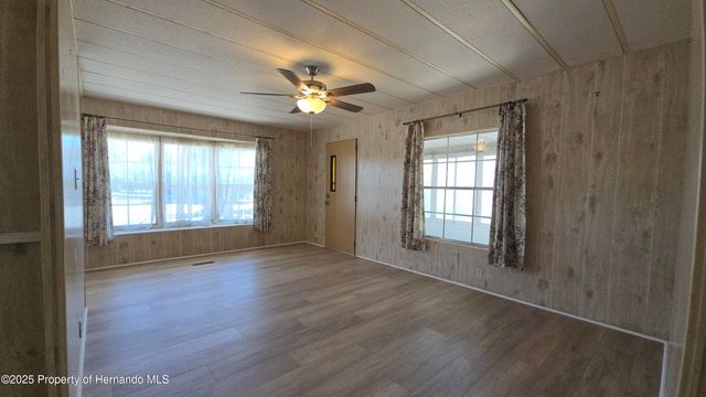 8229 Green Court, Brooksville, FL 34613