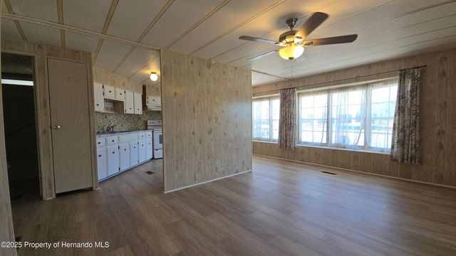 8229 Green Court, Brooksville, FL 34613