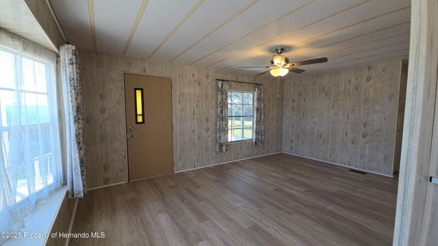 8229 Green Court, Brooksville, FL 34613