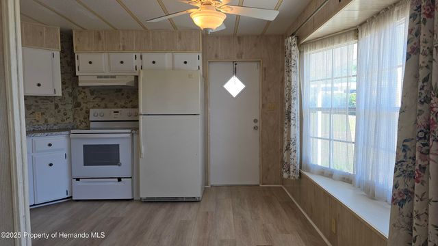 8229 Green Court, Brooksville, FL 34613