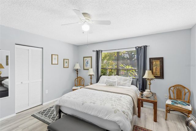 5406 11TH STREET CIRCLE E, Bradenton, FL 34203