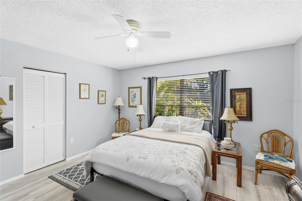 Image 16 of property listing at 5406 11TH STREET CIRCLE E, Bradenton, FL 34203
