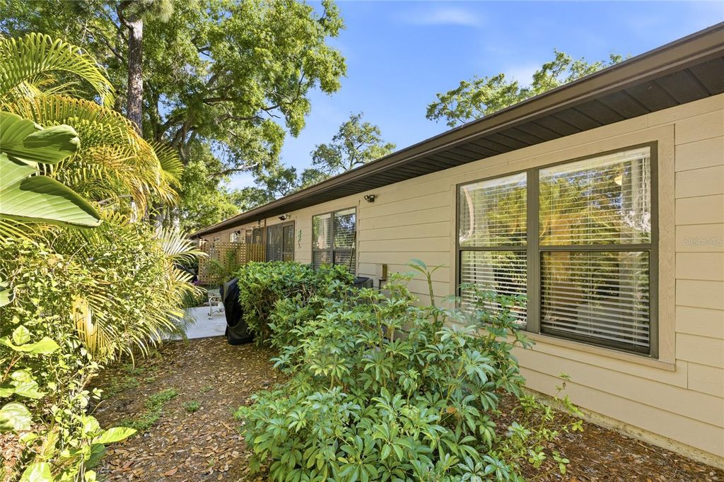 Image 23 of property listing at 5406 11TH STREET CIRCLE E, Bradenton, FL 34203