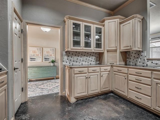 4921 NW 161st Street, Edmond, OK 73013