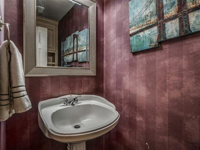 4921 NW 161st Street, Edmond, OK 73013