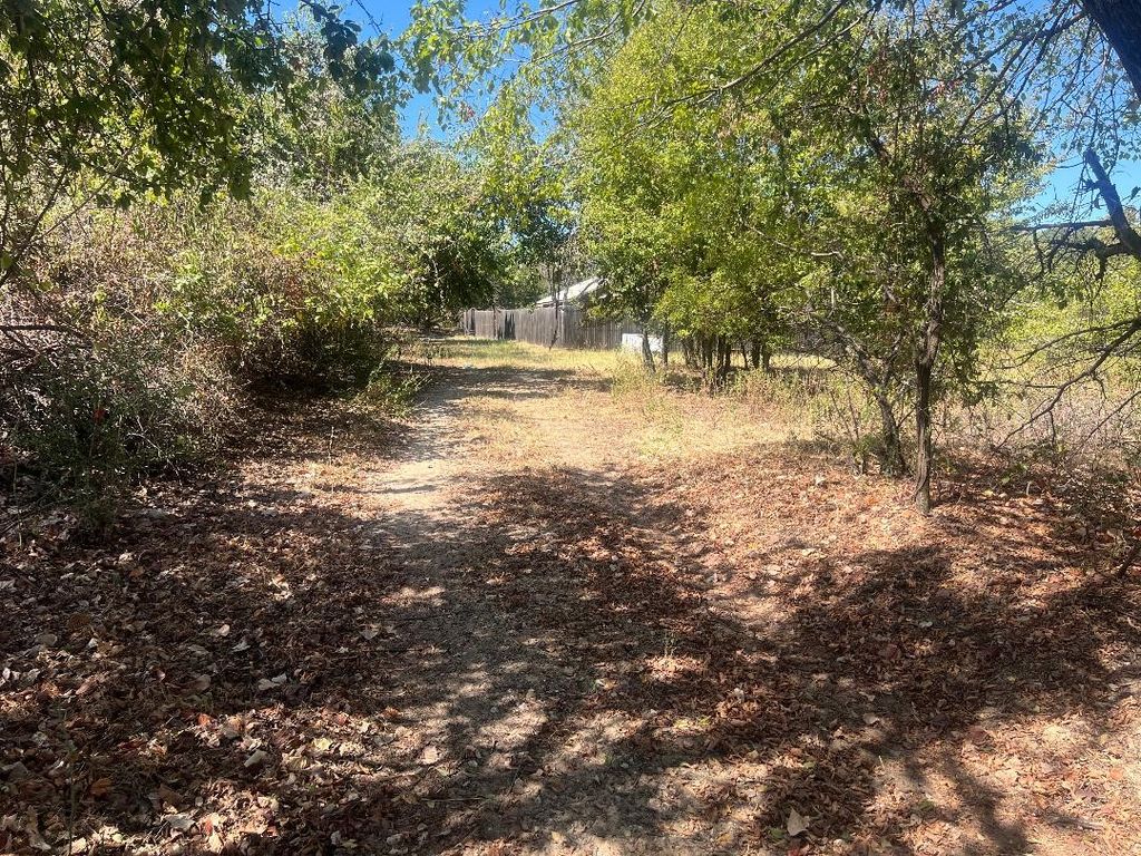 831 Boyd Road, Azle, TX 76020 — photo 3