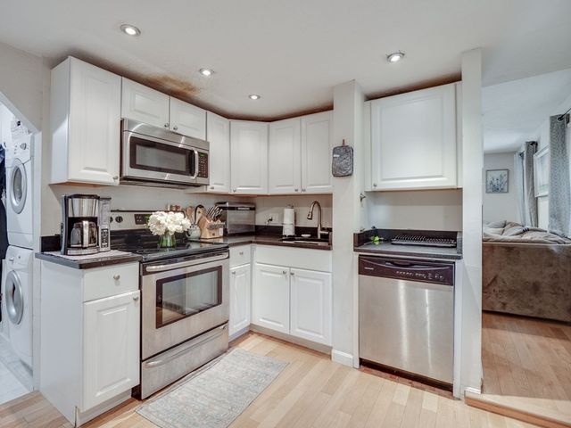 28 Mercer 2, Boston, MA 02127