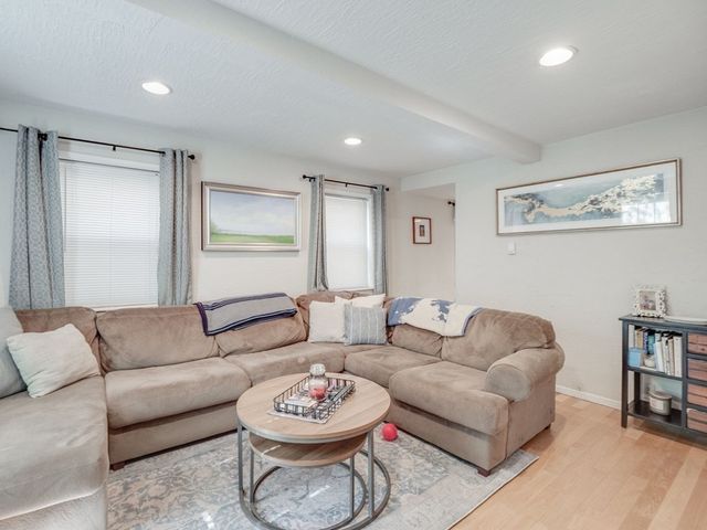 28 Mercer 2, Boston, MA 02127