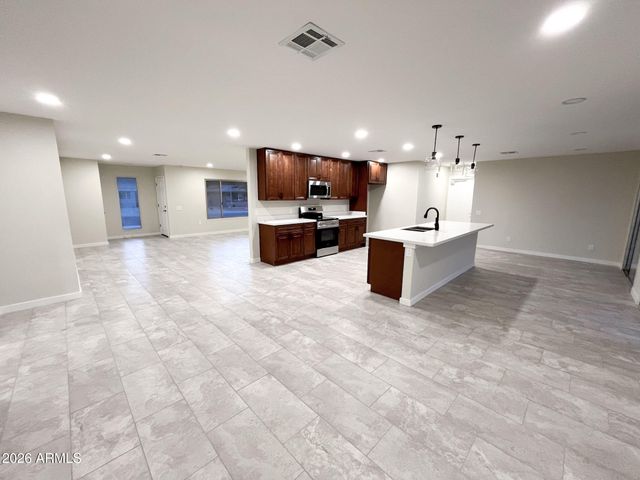 20210 N 124TH Drive, Sun City West, AZ 85375