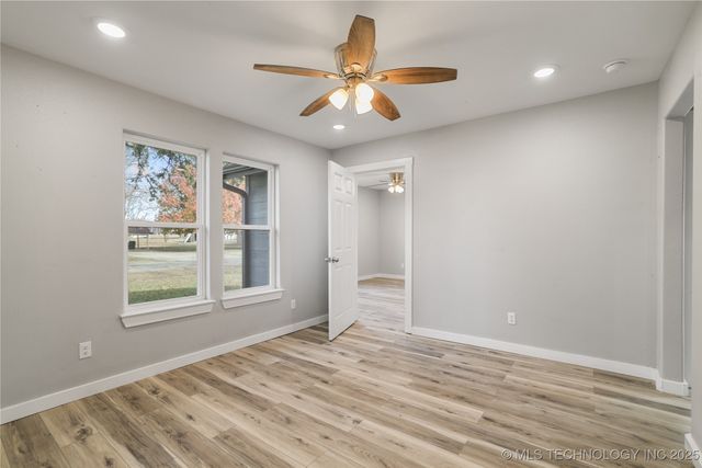 513 W Main Street, Calera, OK 74730