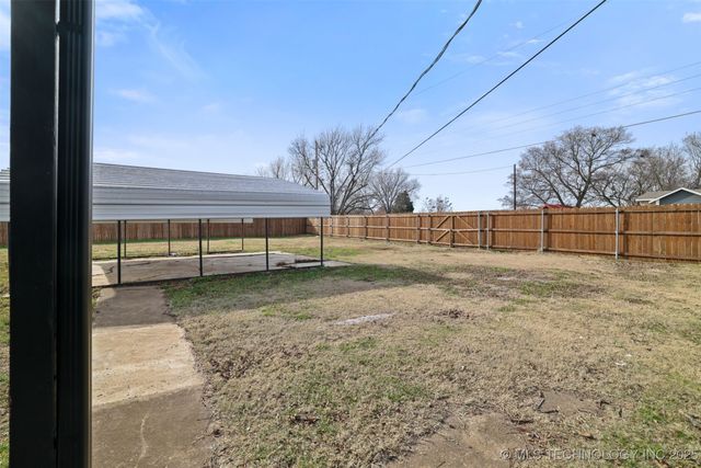 513 W Main Street, Calera, OK 74730