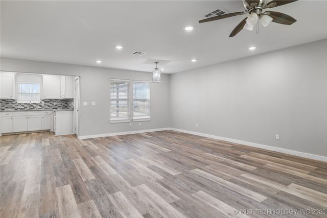 513 W Main Street, Calera, OK 74730