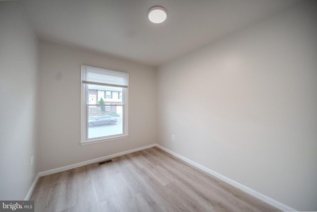 11209 CAROLINE AVE, Beltsville, MD 20705