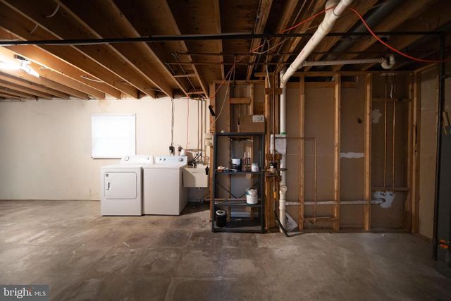 11209 CAROLINE AVE, Beltsville, MD 20705