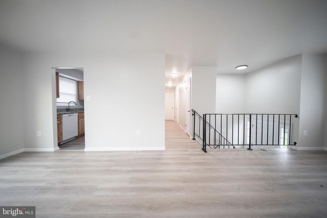 11209 CAROLINE AVE, Beltsville, MD 20705