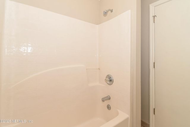 7336 LAWN TENNIS Lane, Jacksonville, FL 32277