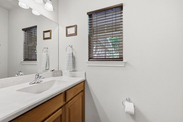 128 Southwinds Drive, Weatherford, TX 76087