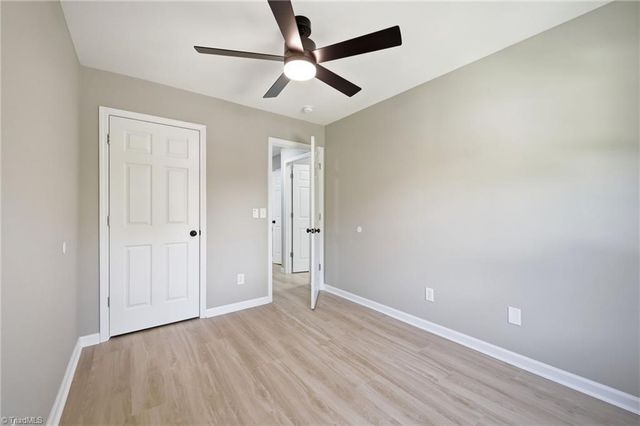 1930 Middlewood Court, High Point, NC 27265