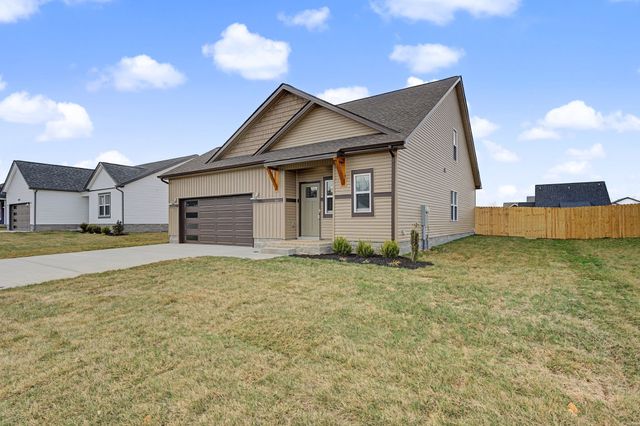 366 Galway Dr, Clarksville, TN 37042