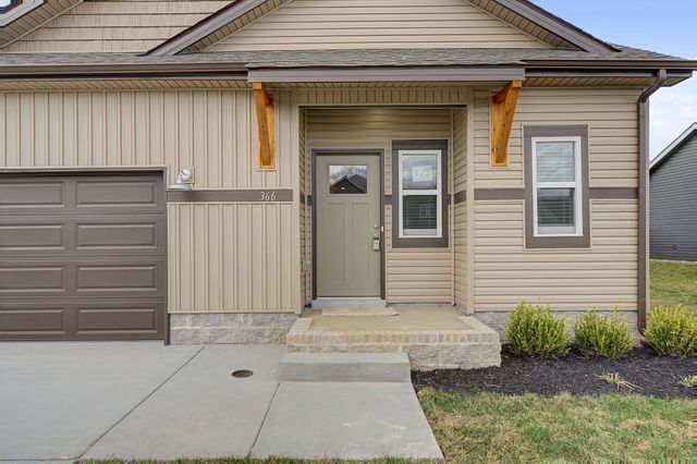 366 Galway Dr, Clarksville, TN 37042