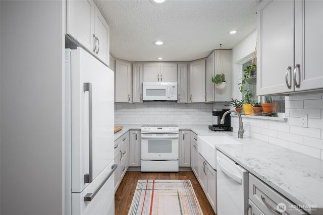 28102 SE 63rd Street, Issaquah, WA 98027