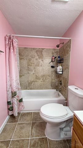12082 Hazelhurst Drive, Springfield Twp., OH 45240
