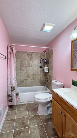 12082 Hazelhurst Drive, Springfield Twp., OH 45240