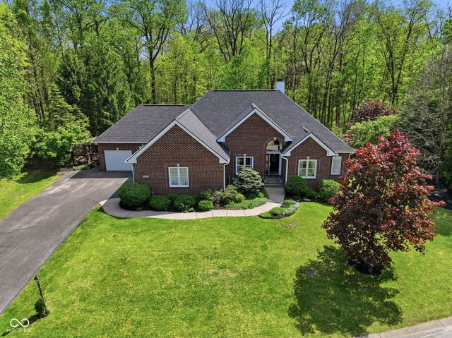 8839 Summer Estate Drive, Indianapolis, IN 46256